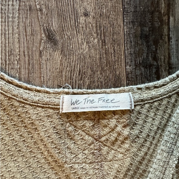 We the Free Free People Coraline Thermal Oversized Long Sleeve Large Yellow - Picture 3 of 4